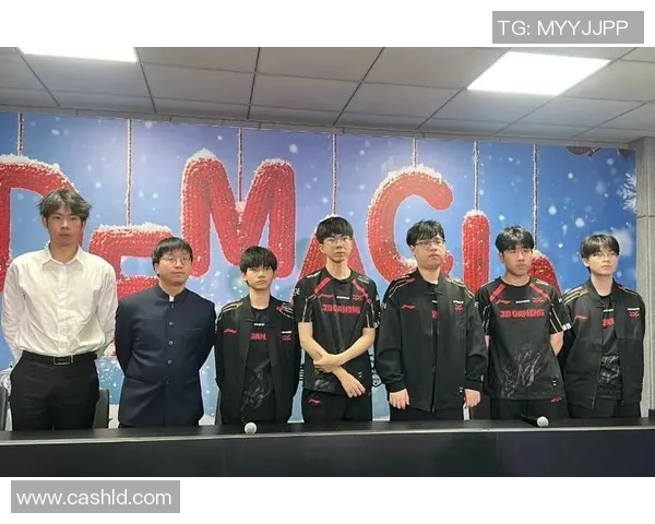JDG战队展现默契配合完美演绎团队精神与战术协作的巅峰时刻