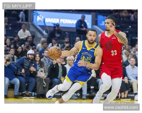 勇士艰难击败猛龙队，库里关键三分球获胜