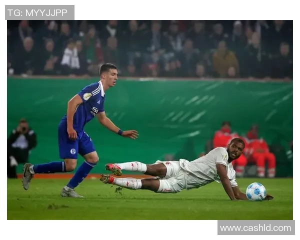 沙尔克04惨败奥格斯堡主场失利震惊球迷